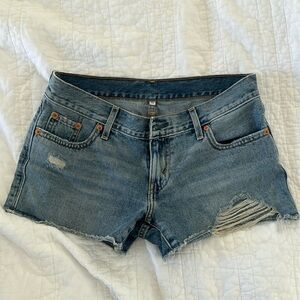 Levi Jean Shorts